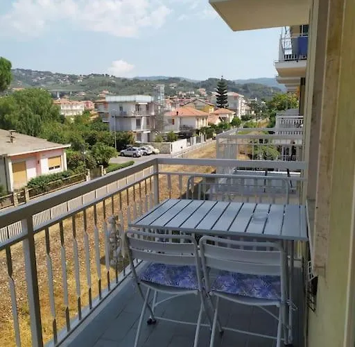 Domus Onda Marina Diano Marina